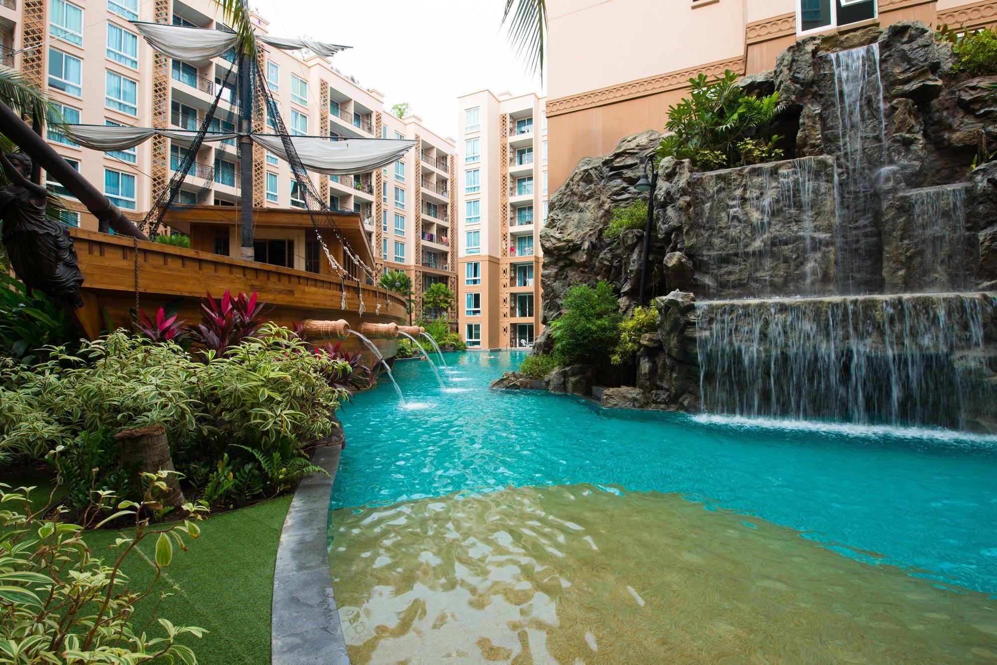 Atlantis Pattaya High Service Jomtien Exterior foto